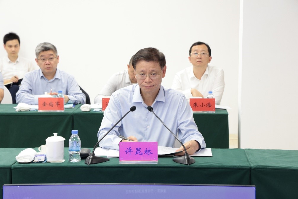 許昆林11